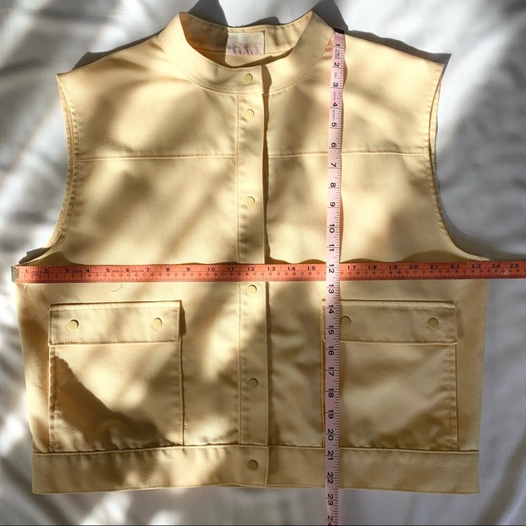 Vintage | Structured buttoned vest - Picture 6 of 10